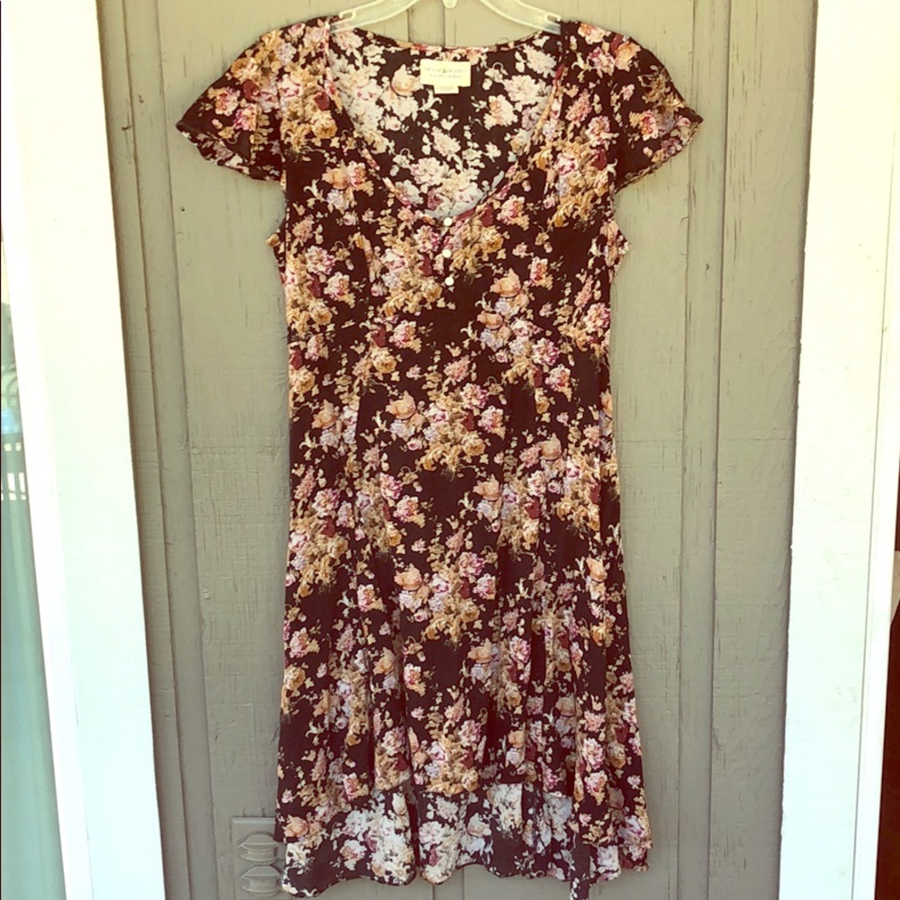 Cotton floral dress.